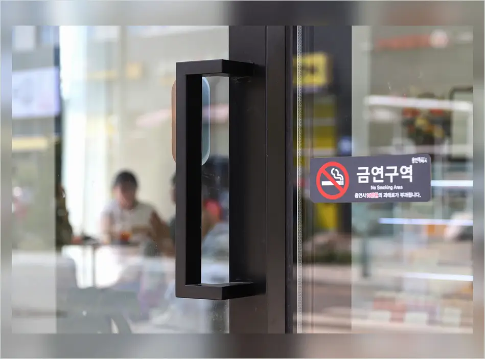 종로 혜화동 스터디카페 인테리어 작업 전후 2